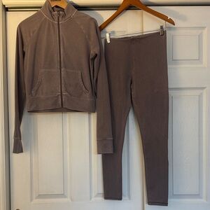 SKIMS Limited Edition Mauve Hoodie & Leggings set.